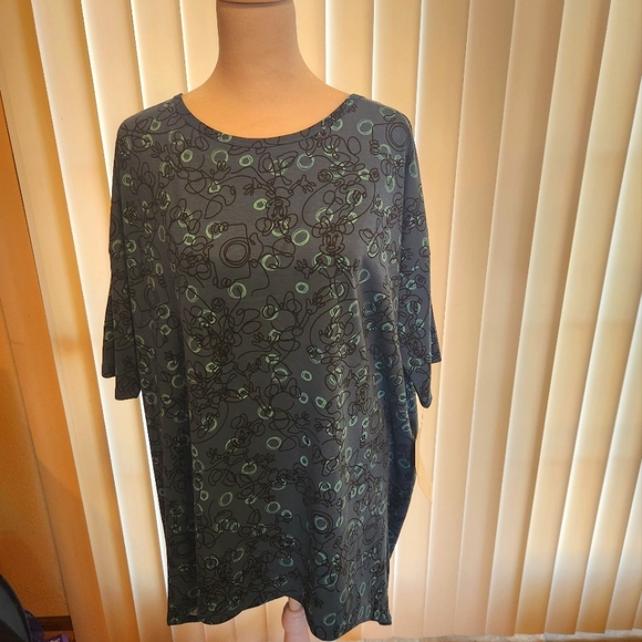 Women's LuLaRoe Irma Minnie Mouse Top Size Medium - Picture 7 of 7